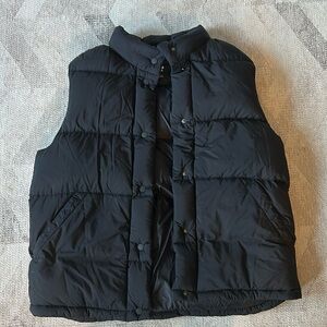 Roots Down Puffer Vest